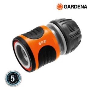 Конектор със стоп-клапан GARDENA (1/2") – (5/8") – Удобство без прекъсване на водата